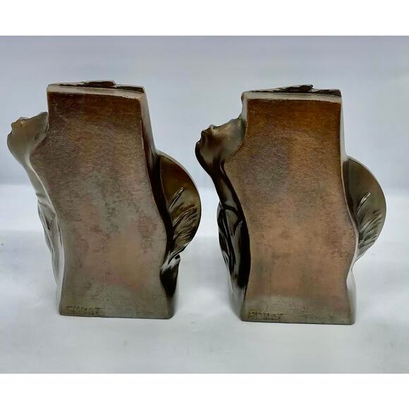 Mid 20th Century Tom Sawyer Huck Finn Bronzed Finish Metalware Bookends - A Pair - Picture 5 of 11